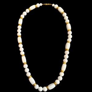 Vtg Napier White and Gold Beaded Necklace